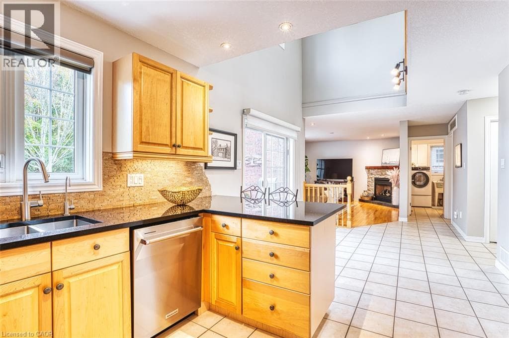 Detached for sale at 148 CAROLINIAN Lane, St Andrews Hills, Cambridge, Ontario, photo 14