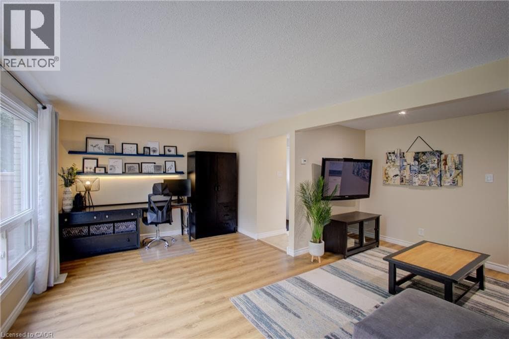 Semi-detached for sale at 426A DUNVEGAN Drive, University Downs, Waterloo, Ontario, photo 9