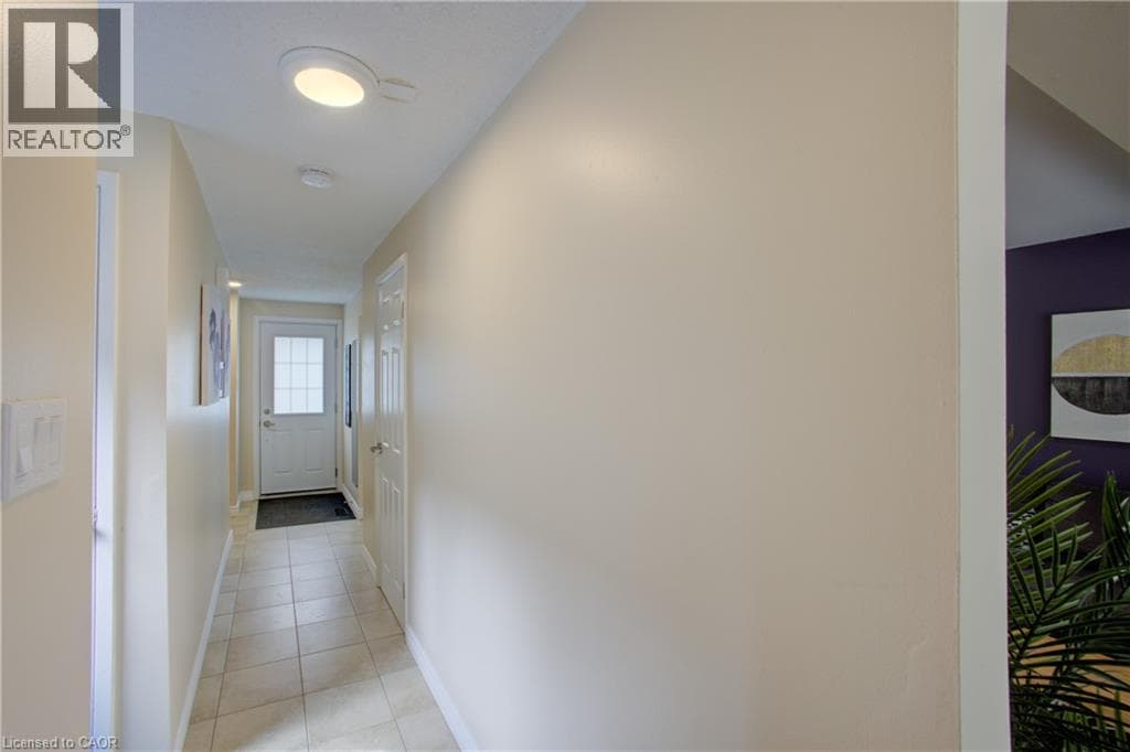 Semi-detached for sale at 426A DUNVEGAN Drive, University Downs, Waterloo, Ontario, photo 6