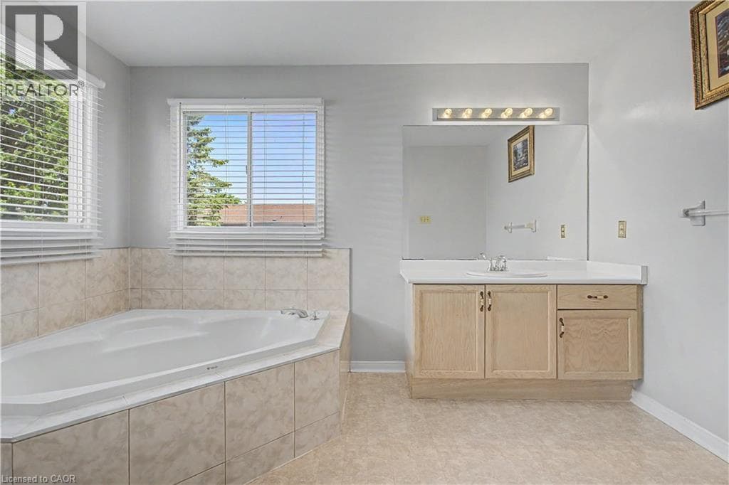 Detached for sale at 194 GLENVALLEY Drive, Shades Mills, Cambridge, Ontario, photo 32