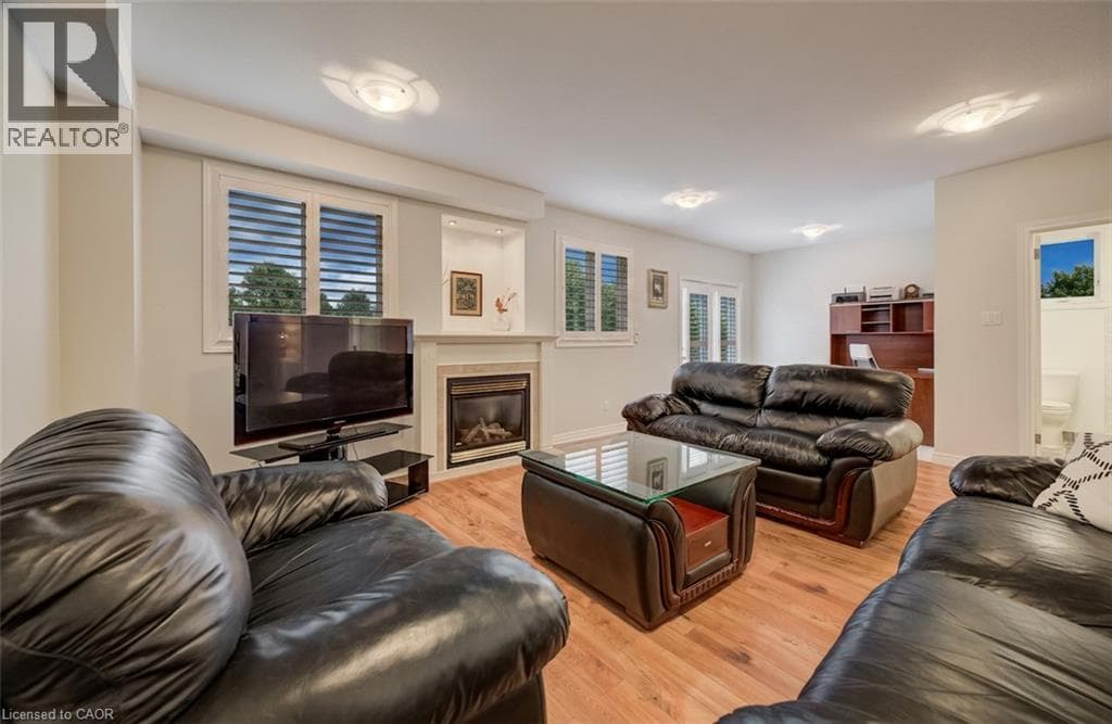 Detached for sale at 245 FERN Crescent, Lakeshore North, Waterloo, Ontario, photo 3