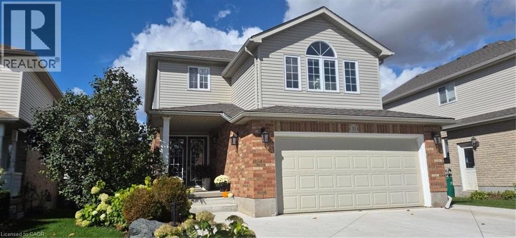 Detached for sale at 31 STIEFELMEYER Crescent, Baden, Wilmot, Ontario, photo 2