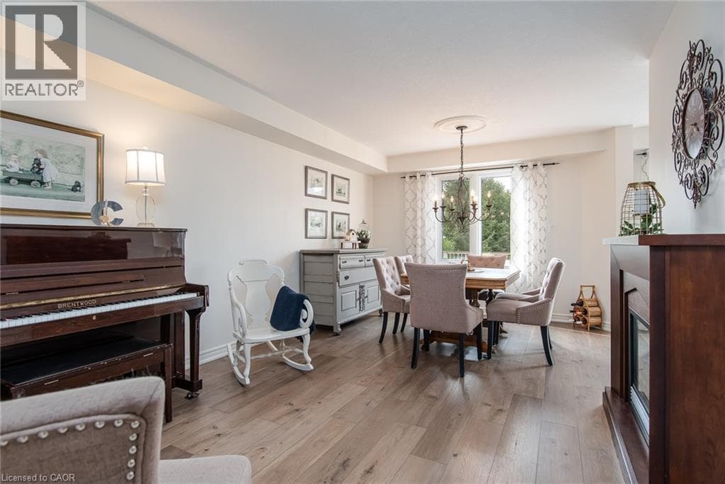 Detached for sale at 31 STIEFELMEYER Crescent, Baden, Wilmot, Ontario, photo 6