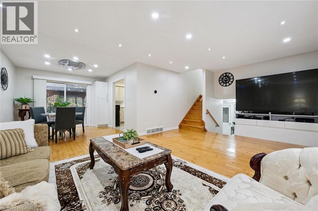 Detached for sale at 326 MANCHESTER Road, Rosemount, Kitchener, Ontario, photo 10