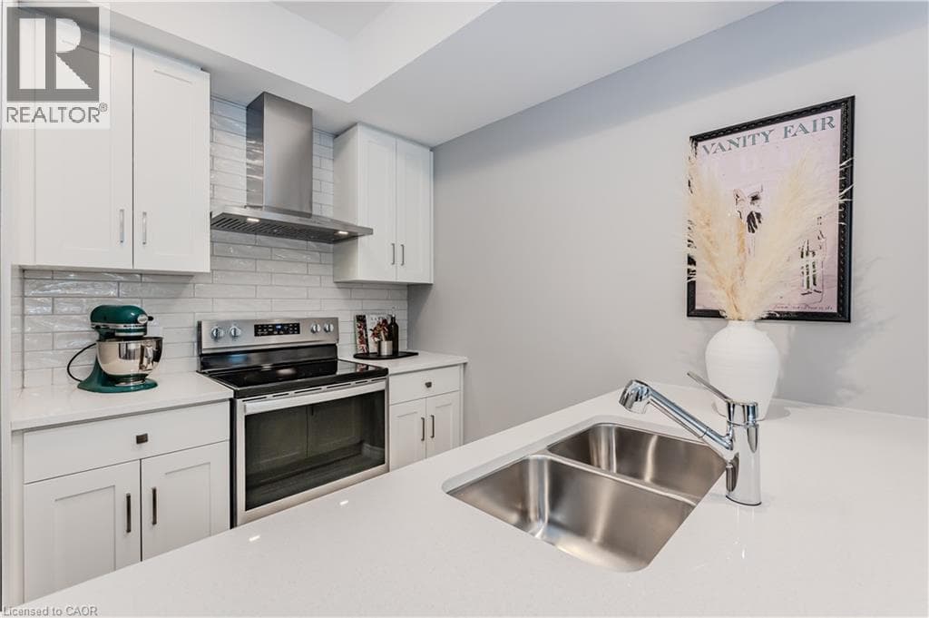 Townhouse for sale at 53 ALLEGRO Common Unit# 7, Silverheights, Cambridge, Ontario, photo 8