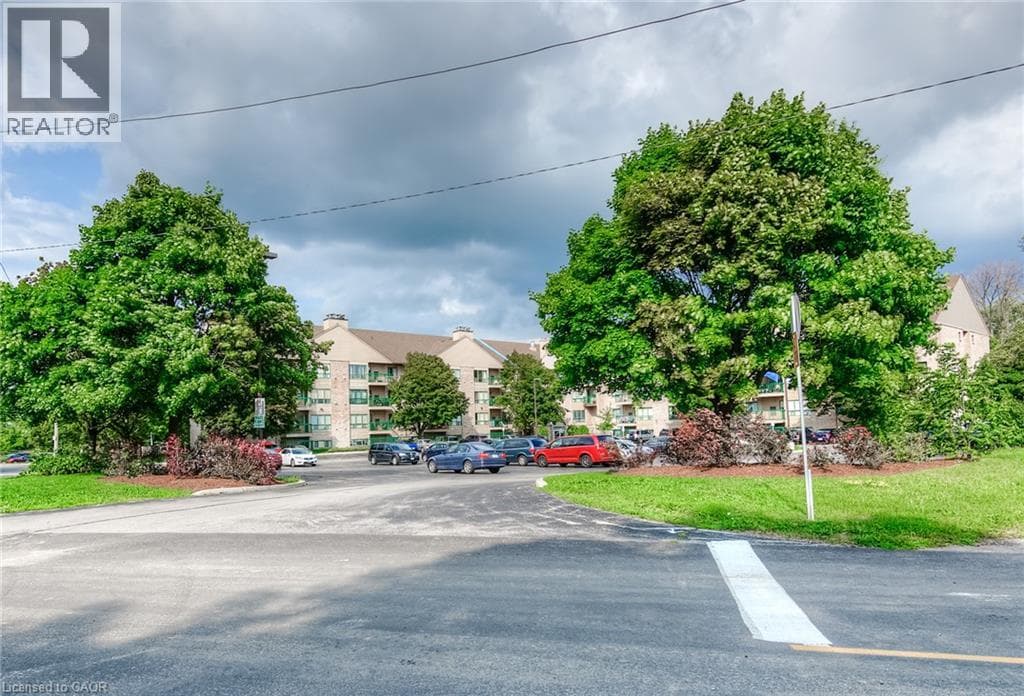 Apartment for sale at 15 HOFSTETTER Avenue Unit# 306, Chicopee, Kitchener, Ontario, photo 22