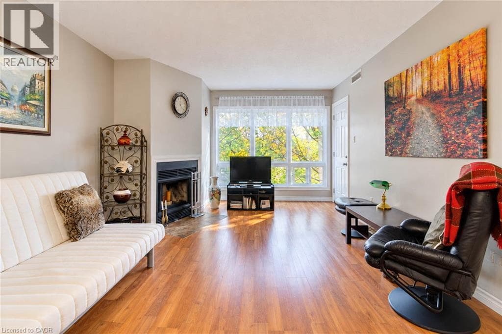 Apartment for sale at 15 HOFSTETTER Avenue Unit# 306, Chicopee, Kitchener, Ontario, photo 4