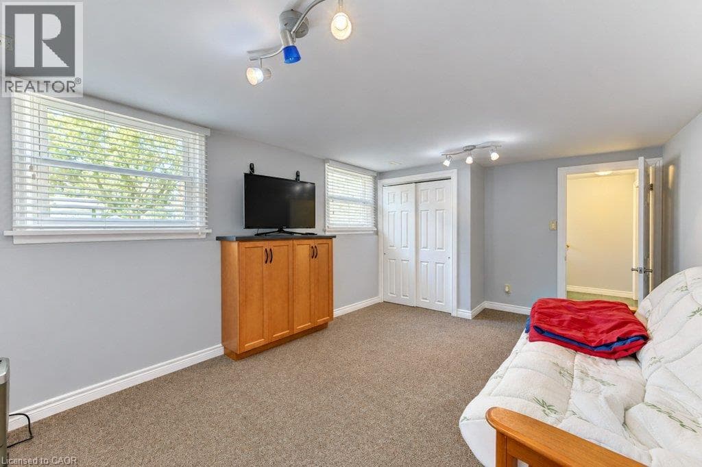 Detached for sale at 34 WAYNE Drive, Stanley Park, Kitchener, Ontario, photo 23