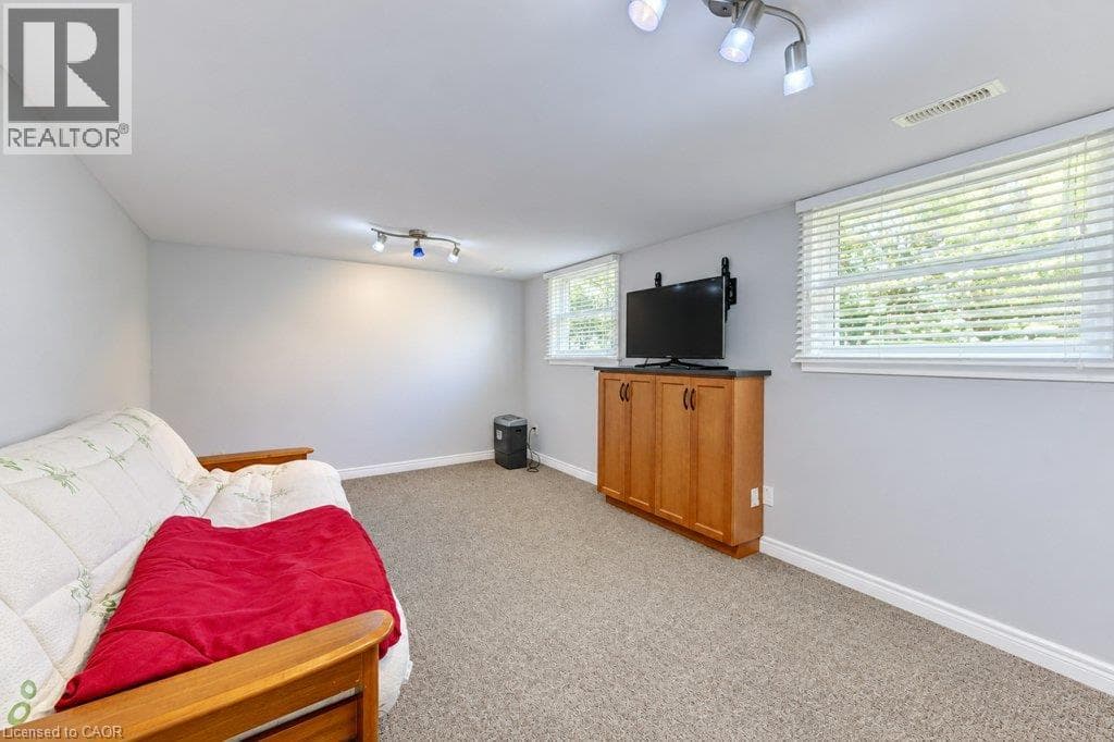 Detached for sale at 34 WAYNE Drive, Stanley Park, Kitchener, Ontario, photo 22