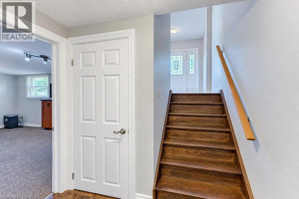 Detached for sale at 34 WAYNE Drive, Stanley Park, Kitchener, Ontario, photo 24