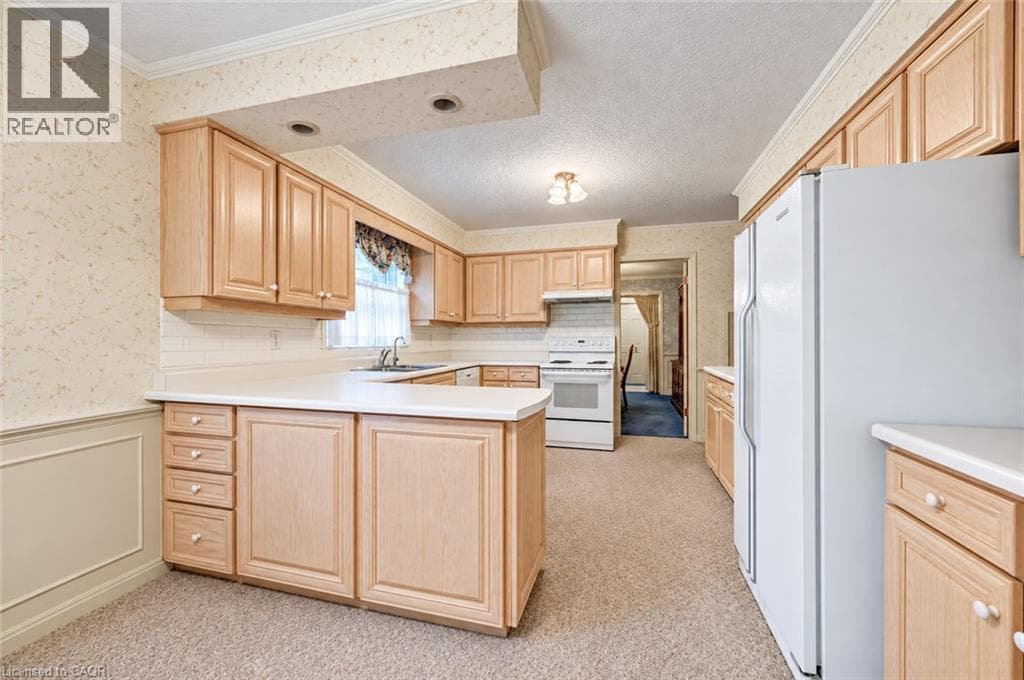Detached for sale at 8 GRANBRIDGE Drive, West Montrose, Woolwich, Ontario, photo 12