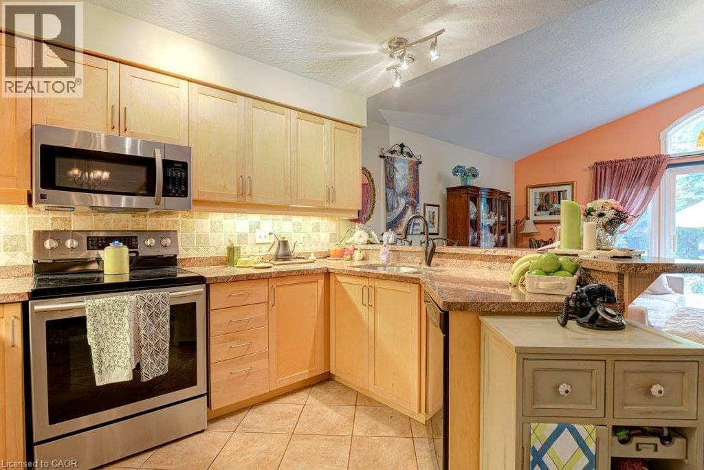 Townhouse for sale at 460 LAUSANNE Crescent, Clair Hills, Waterloo, Ontario, photo 10