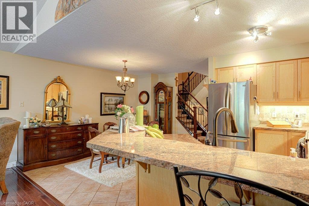 Townhouse for sale at 460 LAUSANNE Crescent, Clair Hills, Waterloo, Ontario, photo 12
