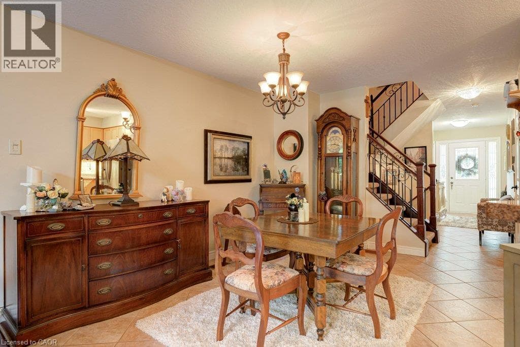 Townhouse for sale at 460 LAUSANNE Crescent, Clair Hills, Waterloo, Ontario, photo 7