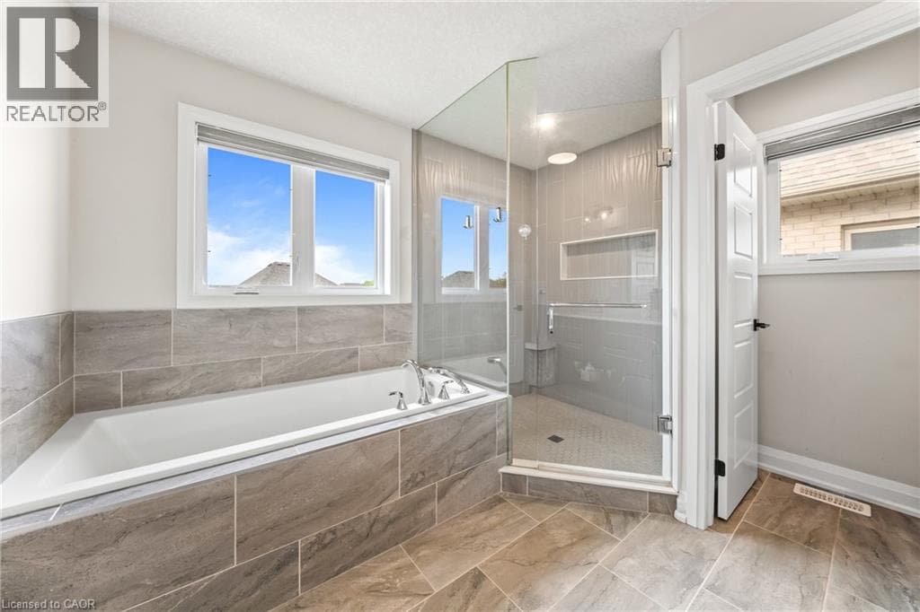 Detached for sale at 130 PONDCLIFFE Drive, Doon South, Kitchener, Ontario, photo 33