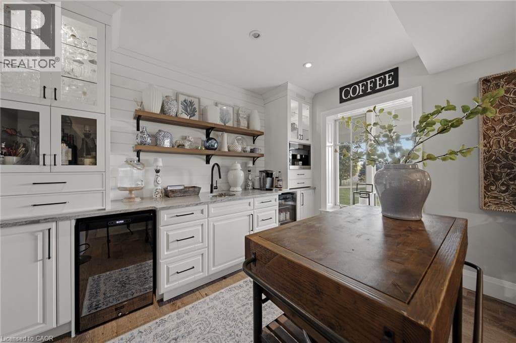 Detached for sale at 16 KRAFT Drive, Waterloo, Ontario, photo 13