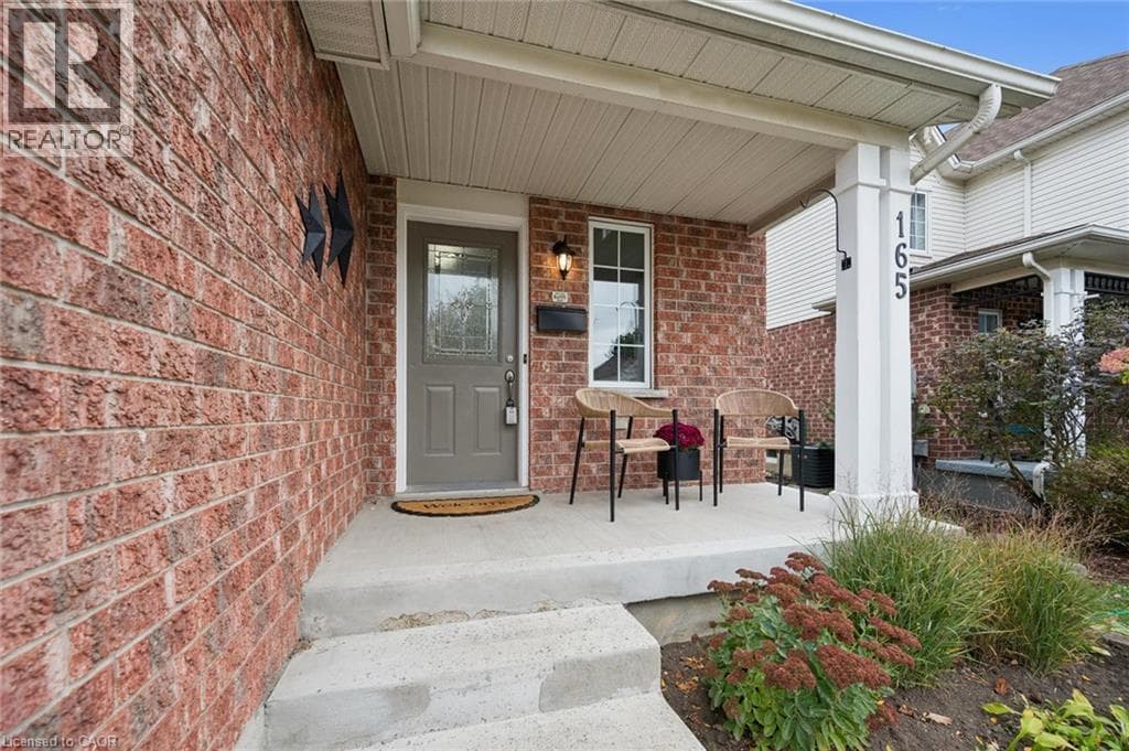 Detached for sale at 165 CAVELLETTI Court, University Downs, Waterloo, Ontario, photo 3