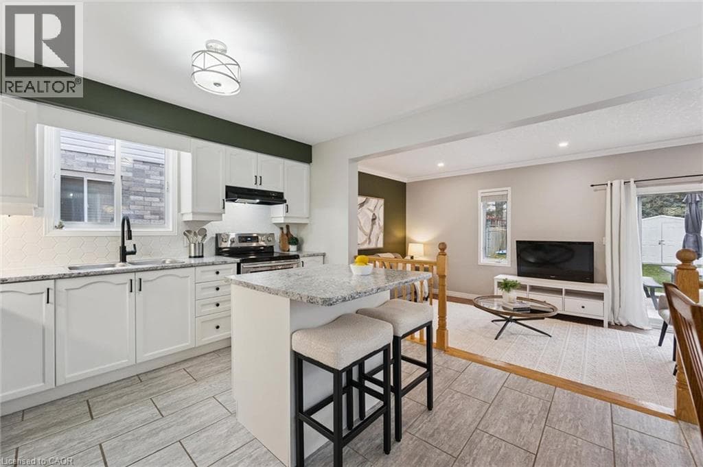 Detached for sale at 165 CAVELLETTI Court, University Downs, Waterloo, Ontario, photo 10