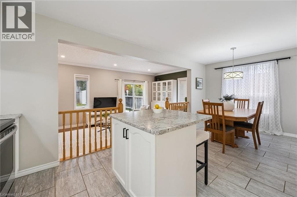 Detached for sale at 165 CAVELLETTI Court, University Downs, Waterloo, Ontario, photo 12