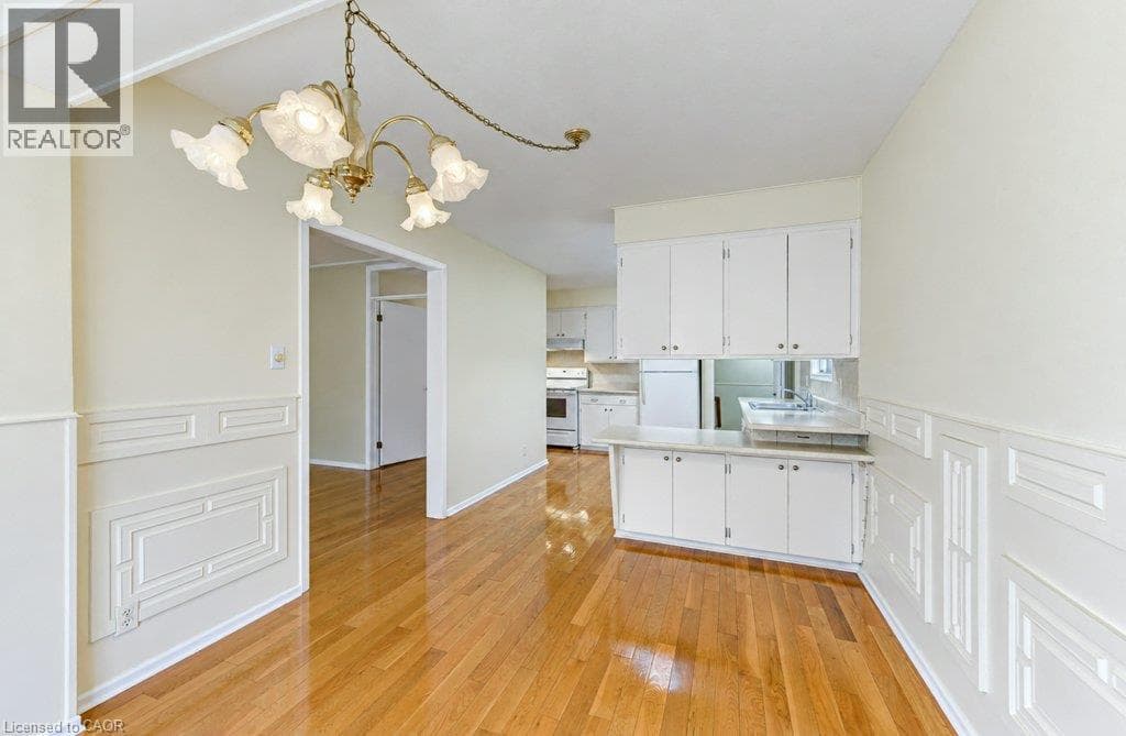 Detached for sale at 25 APPLEWOOD Avenue, Rosemount, Kitchener, Ontario, photo 9