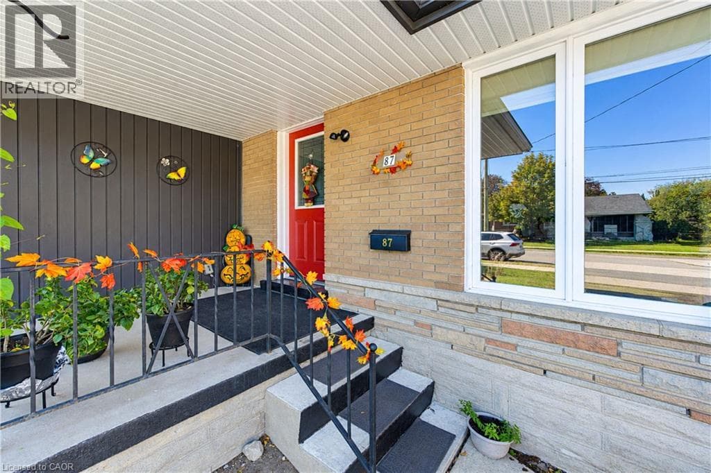 Multi-family for sale at 87 BOND Street, Fairfield, Kitchener, Ontario, photo 3