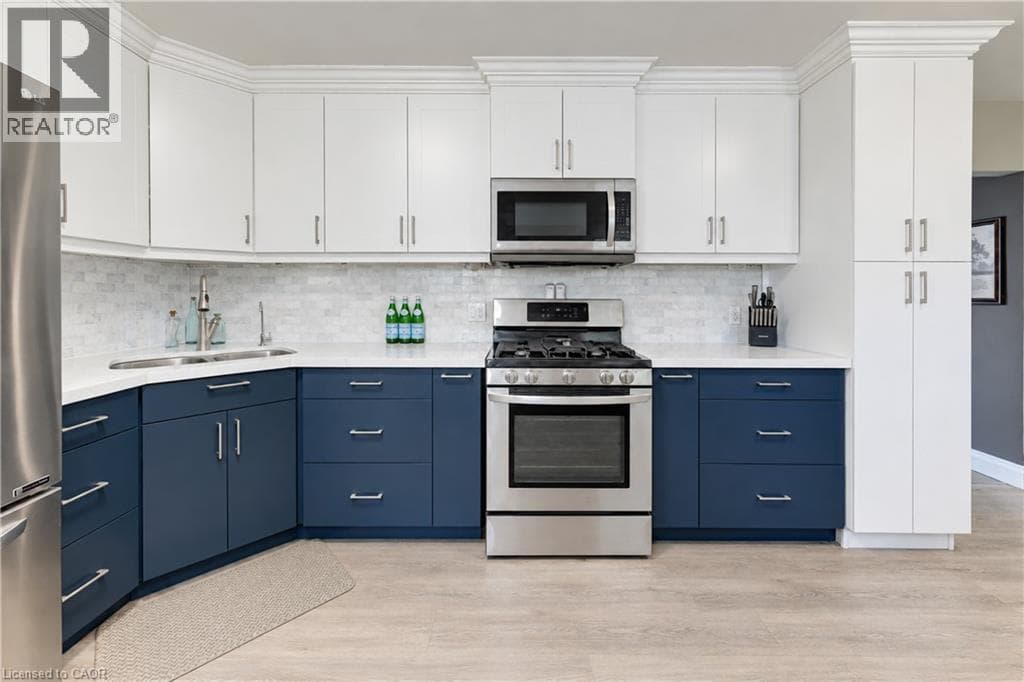 Multi-family for sale at 87 BOND Street, Fairfield, Kitchener, Ontario, photo 11