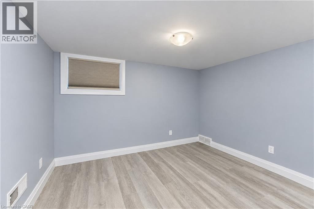 Detached for sale at 87 BOND Street, Fairfield, Kitchener, Ontario, photo 39