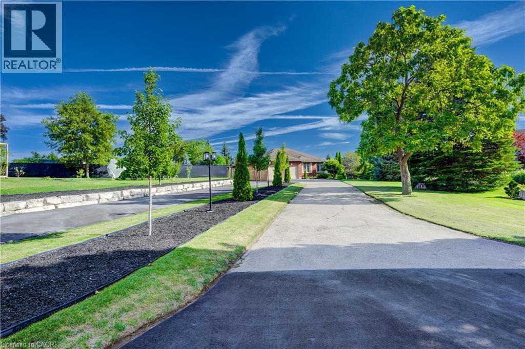 Detached for sale at 11 CECIL KENNEDY Court, Petersburg, Wilmot, Ontario, photo 43
