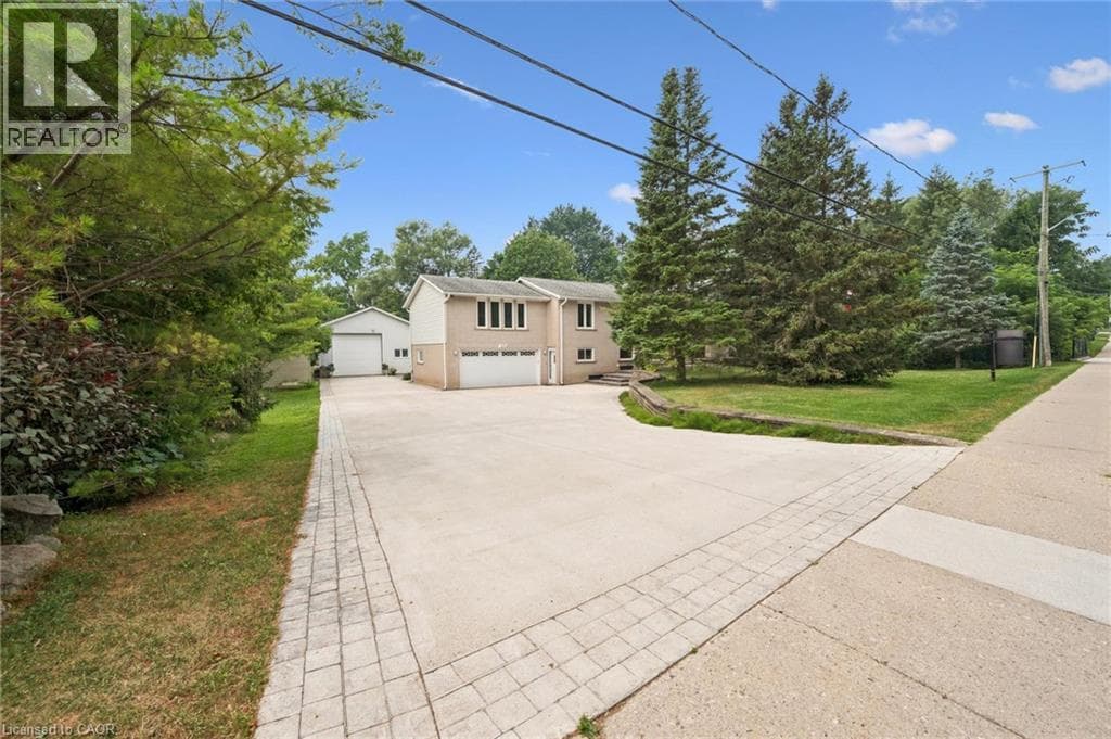 Detached for sale at 168 BREWERY Street, Baden, Wilmot, Ontario, photo 2