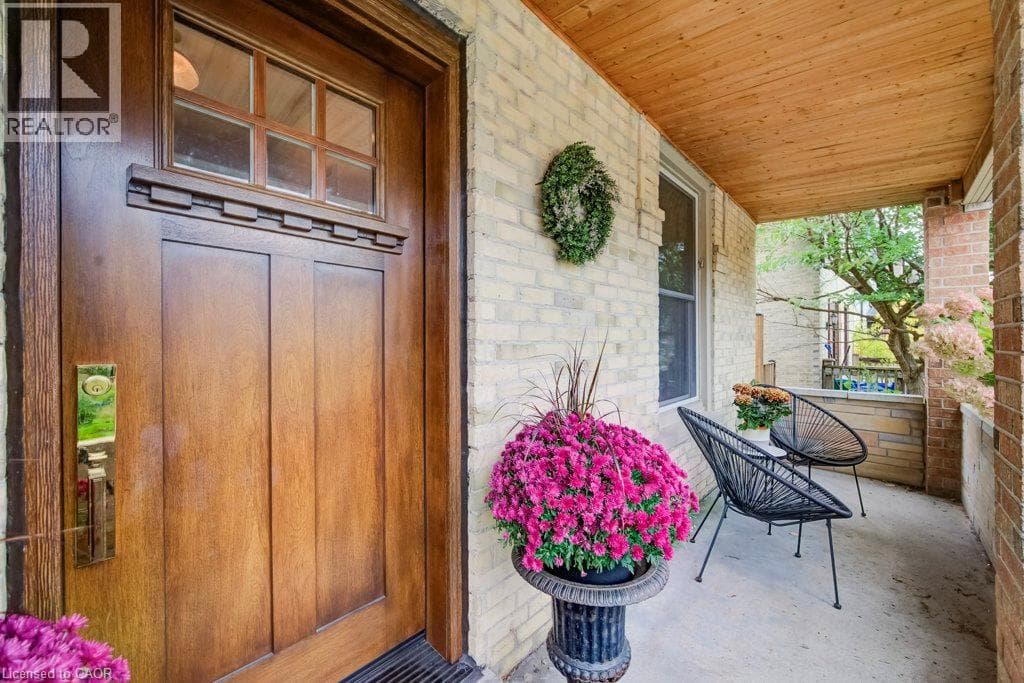 Detached for sale at 22 WHITNEY Place, Mill Courtland Woodside Park, Kitchener, Ontario, photo 4