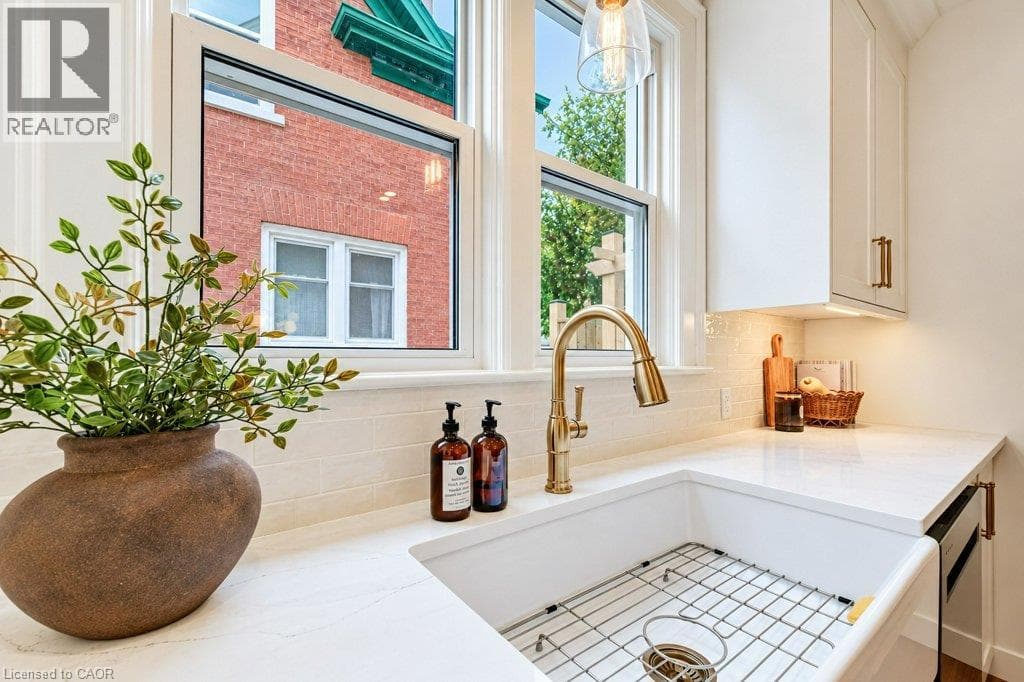 Detached for sale at 22 WHITNEY Place, Mill Courtland Woodside Park, Kitchener, Ontario, photo 18