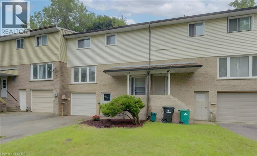 Townhouse for sale at 113 CHURCHILL Street, Erb West, Waterloo, Ontario, photo 4