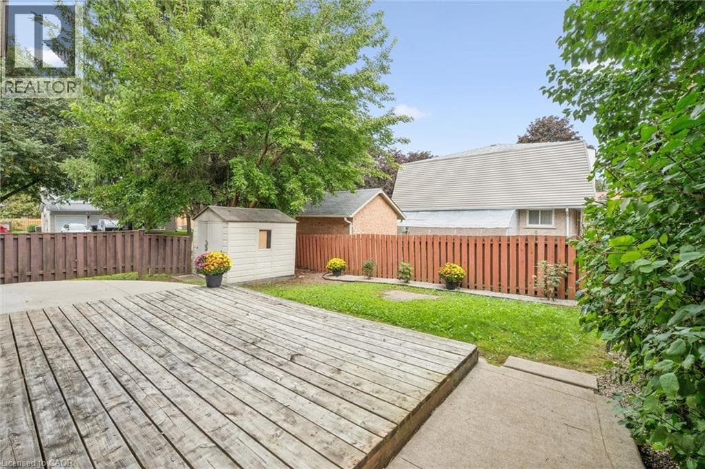 Detached for sale at 21 COLEBROOK Court, Laurentian Hills, Kitchener, Ontario, photo 41