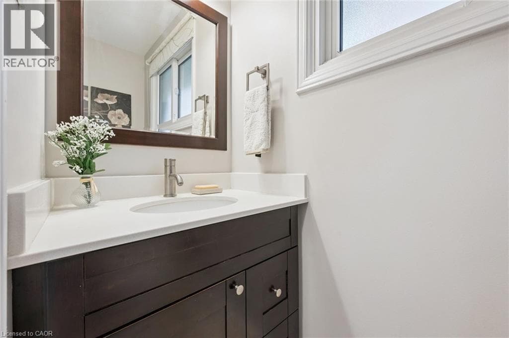Detached for sale at 21 COLEBROOK Court, Laurentian Hills, Kitchener, Ontario, photo 17