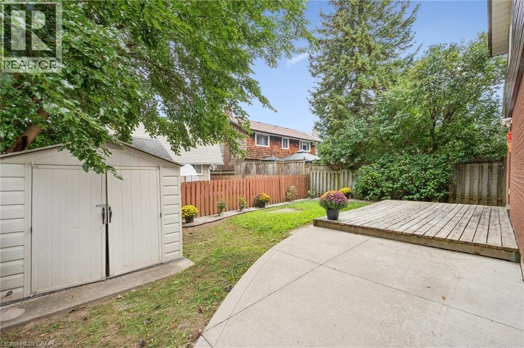 Detached for sale at 21 COLEBROOK Court, Laurentian Hills, Kitchener, Ontario, photo 42