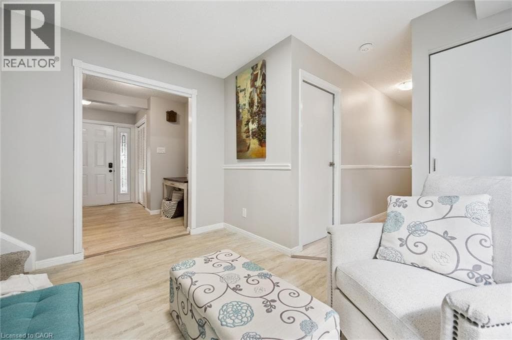 Multi-family for sale at 21 COLEBROOK Court, Laurentian Hills, Kitchener, Ontario, photo 16