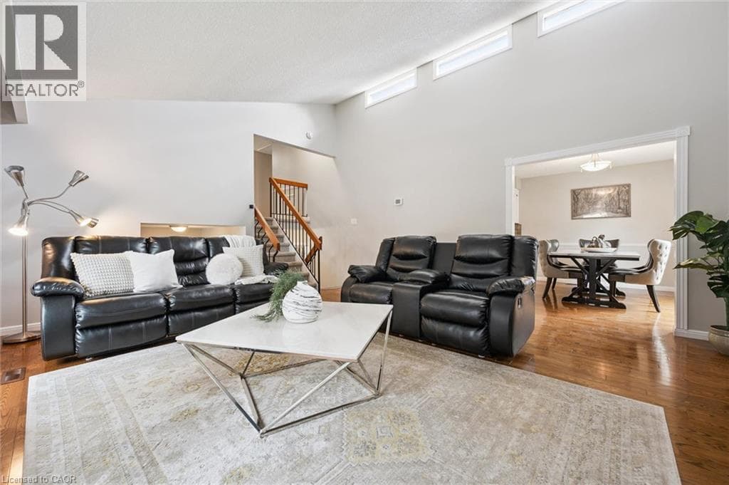 Multi-family for sale at 21 COLEBROOK Court, Laurentian Hills, Kitchener, Ontario, photo 9