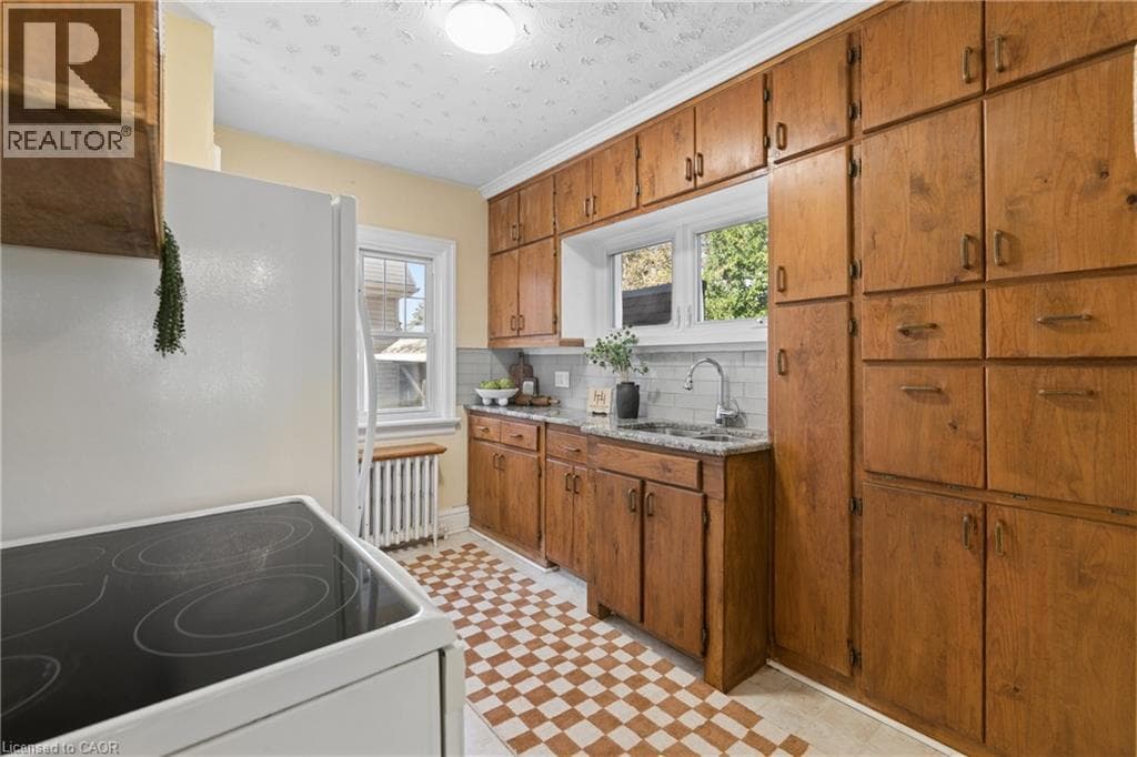 Detached for sale at 148 LYDIA Street, Central Frederick, Kitchener, Ontario, photo 11