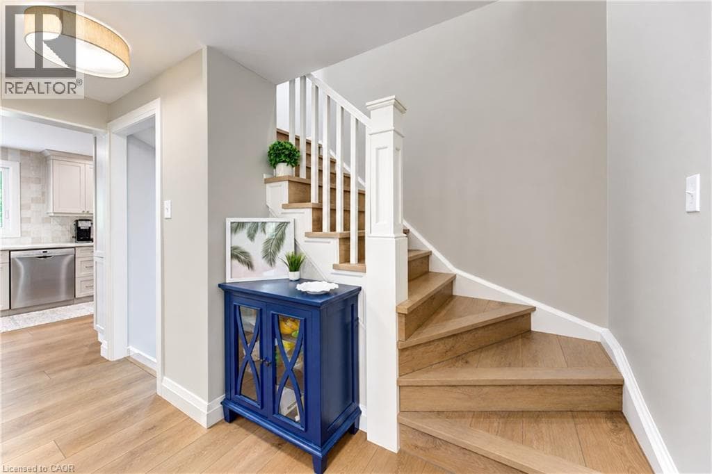 Detached for sale at 532 WESTVALE Drive, Westvale, Waterloo, Ontario, photo 7