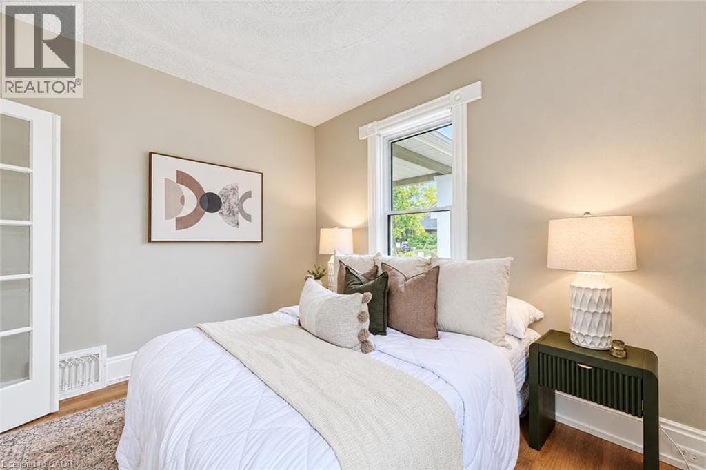 Detached for sale at 90 JOHN Street E, Mary Allen, Waterloo, Ontario, photo 11