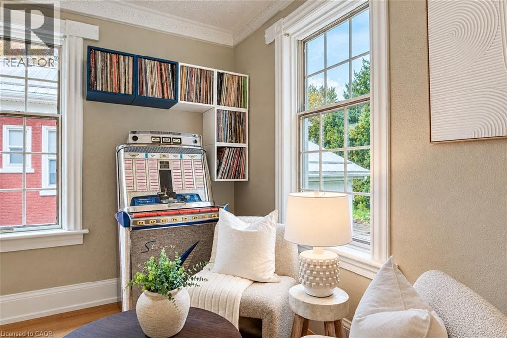 Detached for sale at 90 JOHN Street E, Mary Allen, Waterloo, Ontario, photo 13