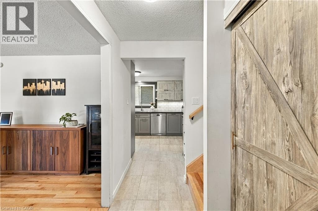 Detached for sale at 178 LAURENTIAN Drive, Laurentian Hills, Kitchener, Ontario, photo 4