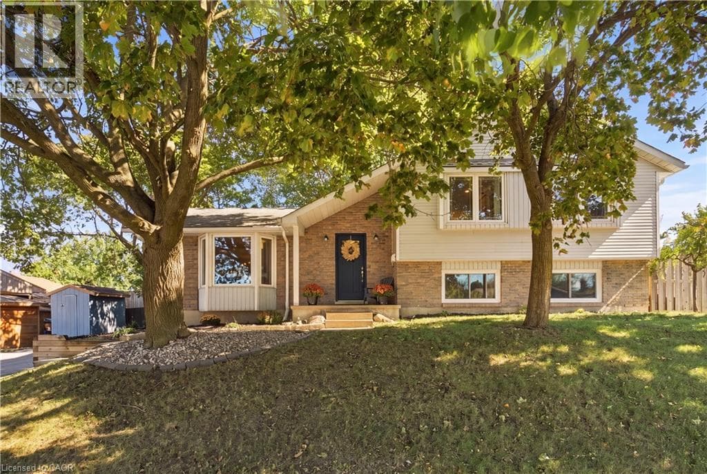 Detached for sale at 178 LAURENTIAN Drive, Laurentian Hills, Kitchener, Ontario, photo 2