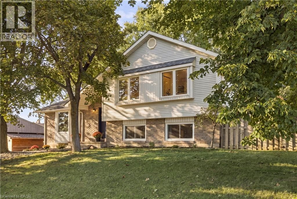 178 LAURENTIAN Drive