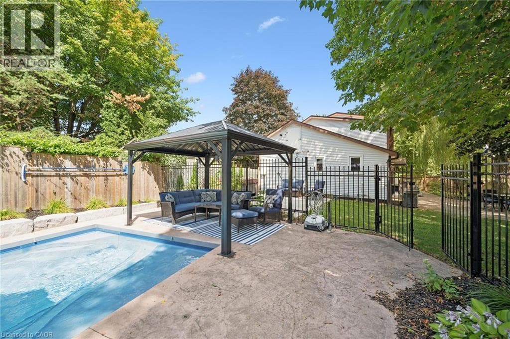 Detached for sale at 318 GUELPH Avenue, Silverheights, Cambridge, Ontario, photo 39