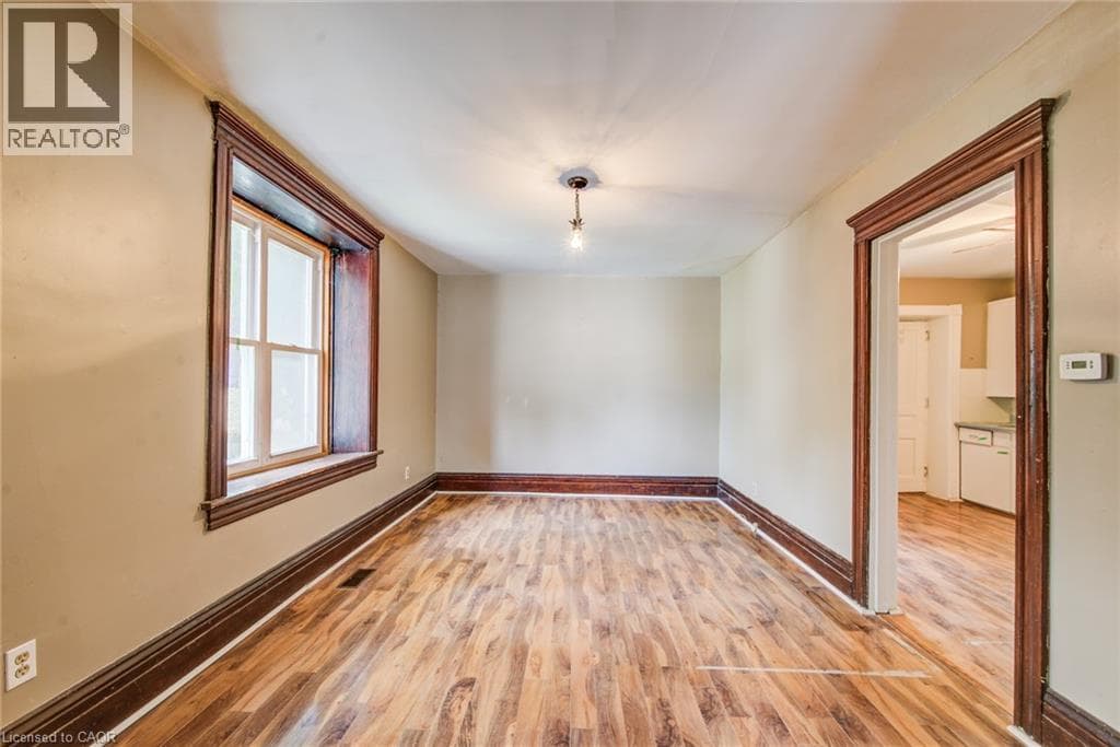 Semi-detached for sale at 5 GEORGE Street S, Downtown Galt, Cambridge, Ontario, photo 9