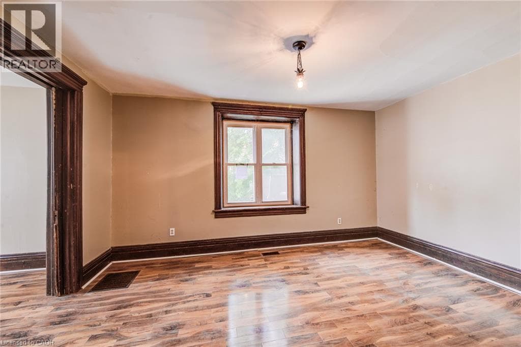 Semi-detached for sale at 5 GEORGE Street S, Downtown Galt, Cambridge, Ontario, photo 8
