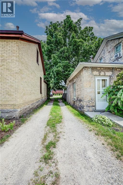 Semi-detached for sale at 5 GEORGE Street S, Downtown Galt, Cambridge, Ontario, photo 4