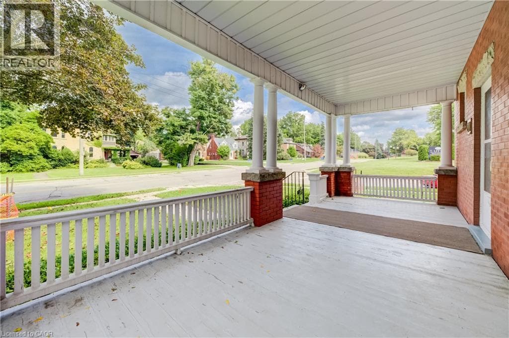 Detached for sale at 211 MAIN Street, Lincoln Oaks, Cambridge, Ontario, photo 3