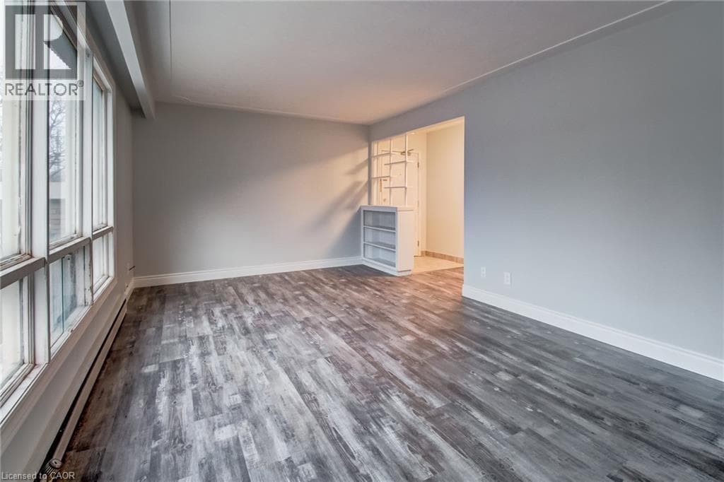 Multi-family for sale at 105 DIXON Street, Rockway, Kitchener, Ontario, photo 13